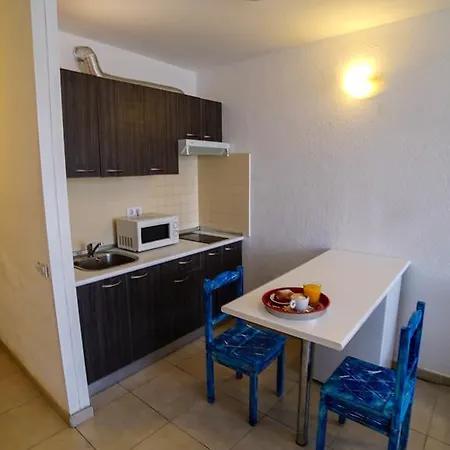 Apartamento Marino * Коральео